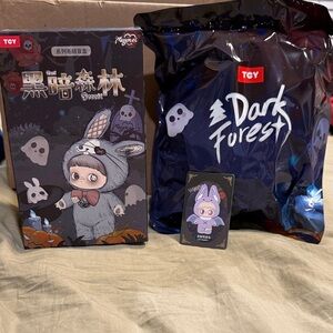 TOY Dark Forest Series Figurine - Confirmed Vampire